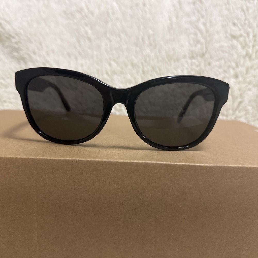 Vera Wang Black Cat Eye Eyeglasses FRAMES ONLY‎ - V434 BK Embellished 54-20-135